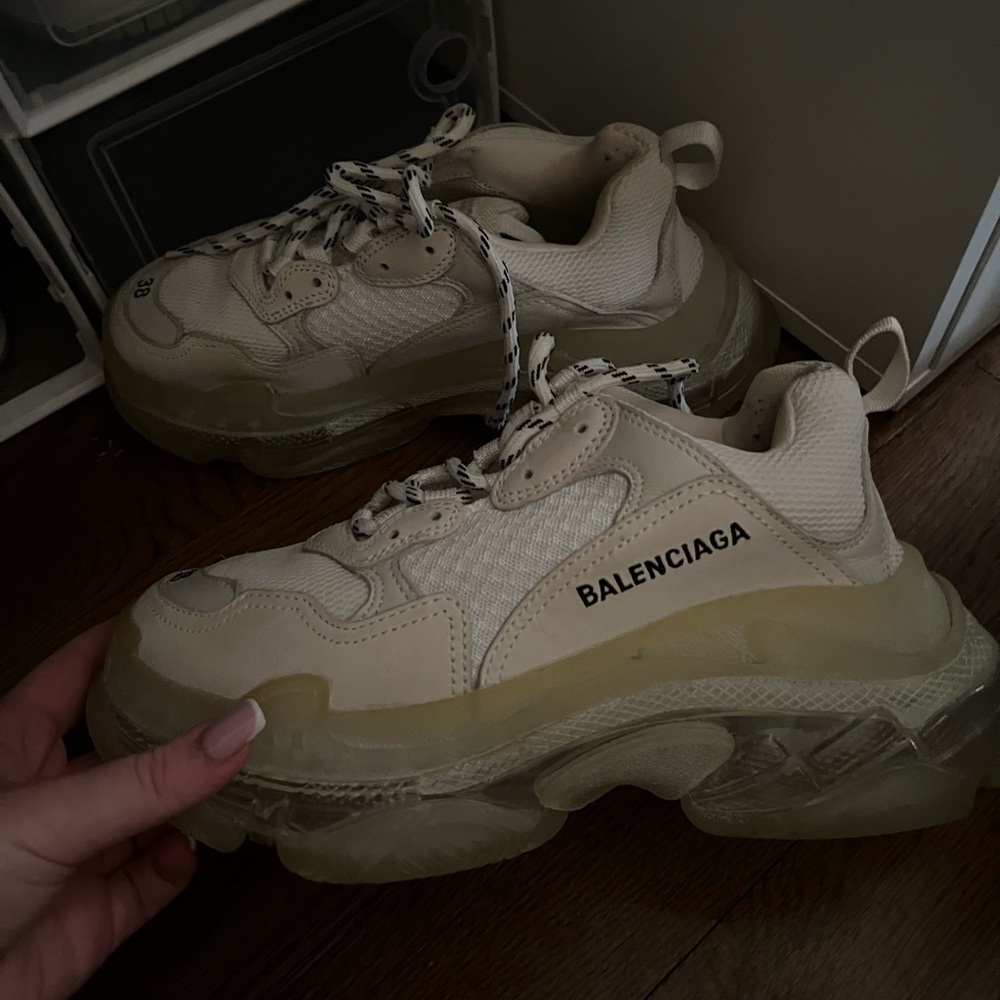 Balenciaga triple s